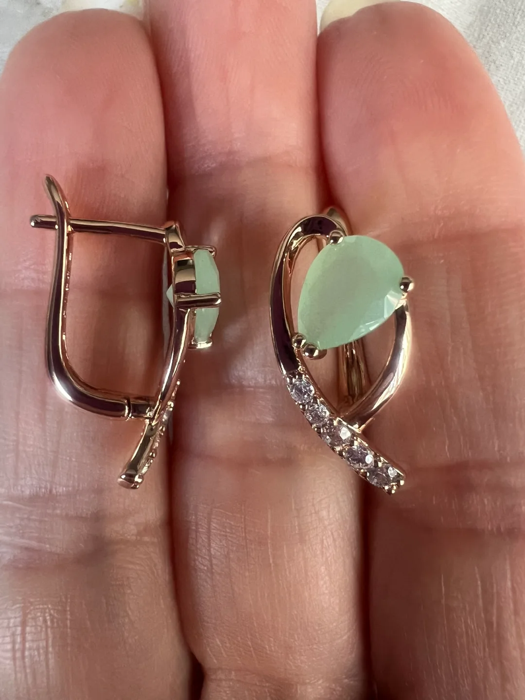 14k peridot earrings