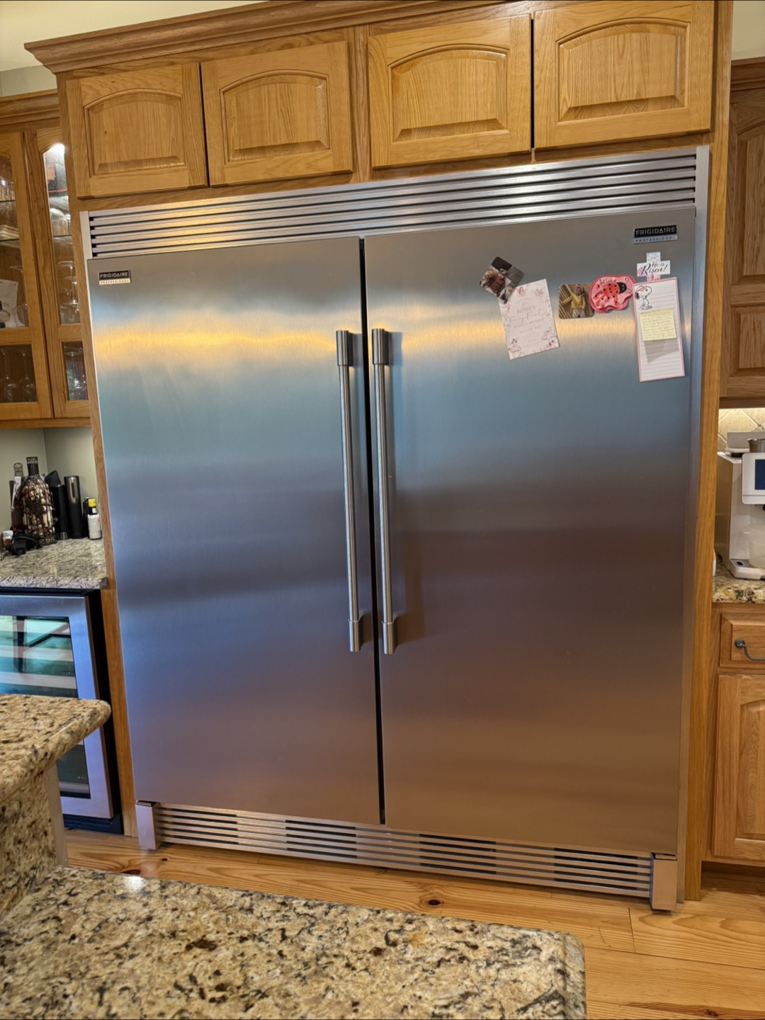 Frigidaire Professional Series Refrigerator - photo 3