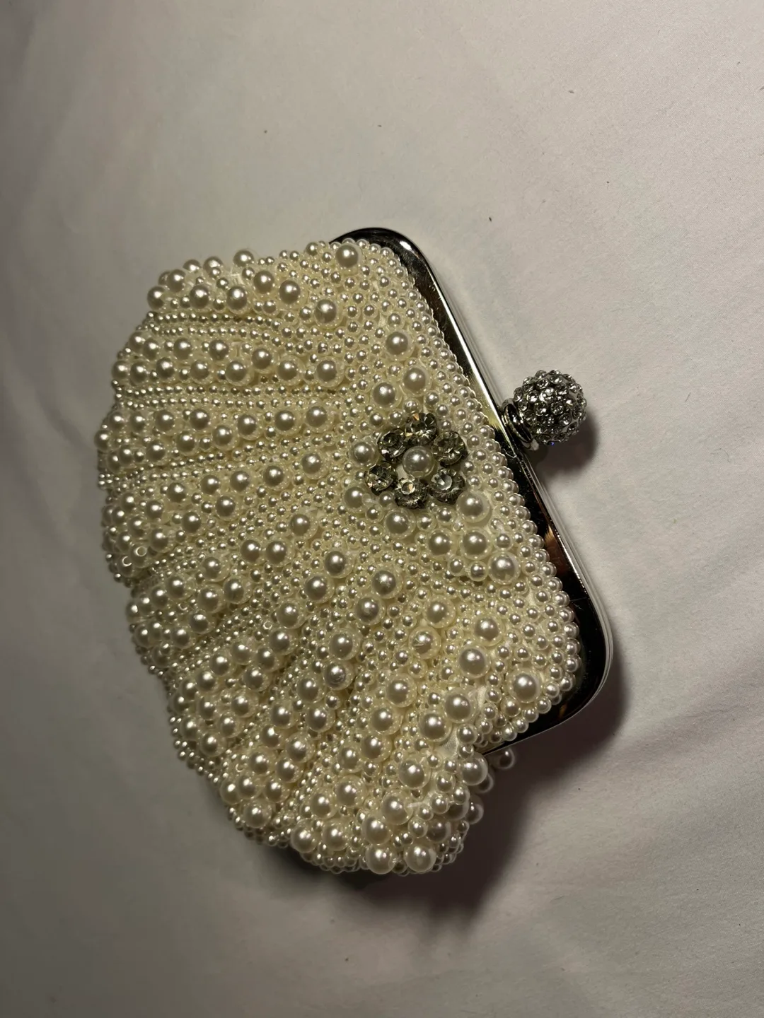 Pearl Beaded Clutch Bag image indicator(3)