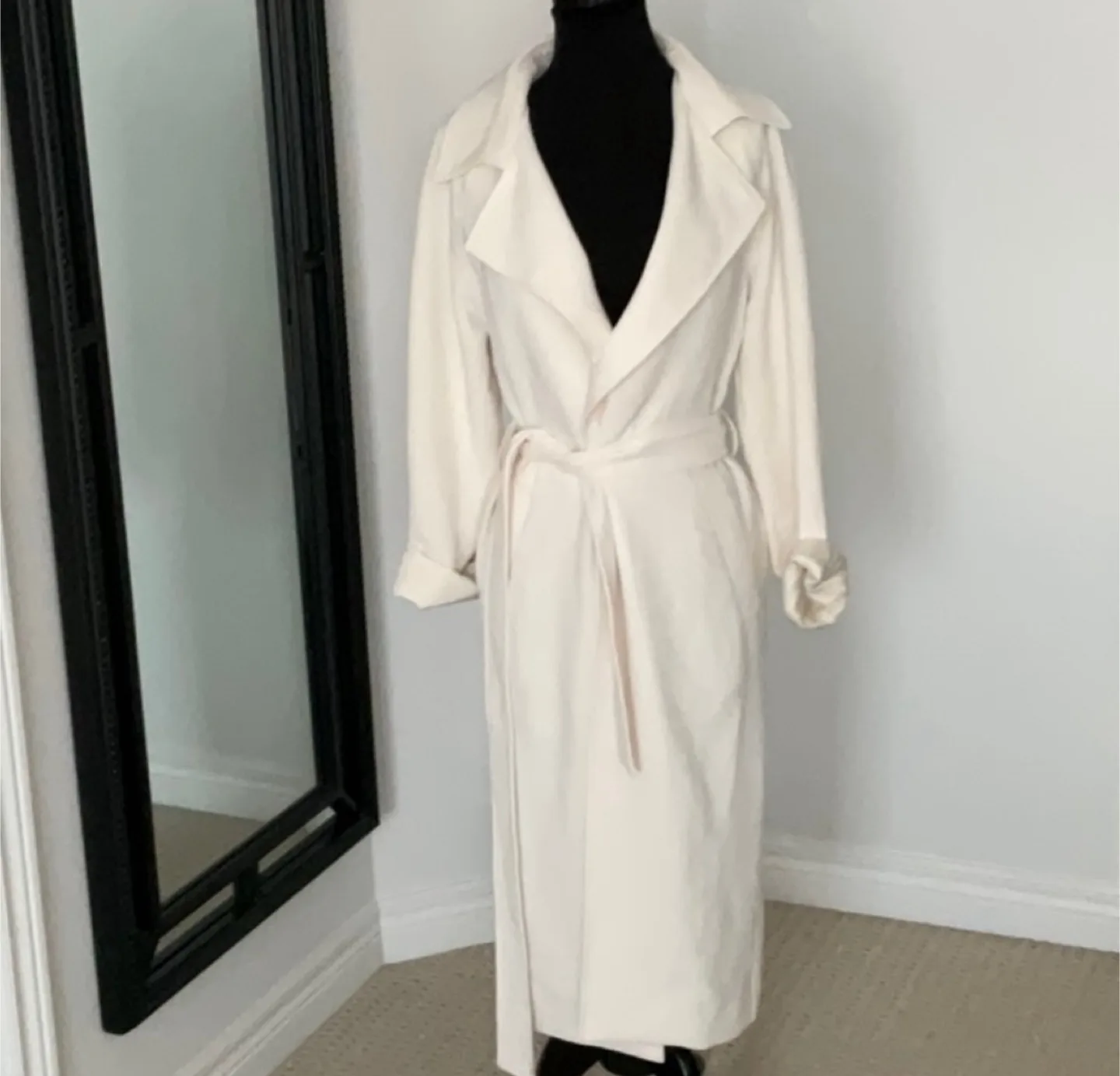 Aritzia Splendour Trench Coat Heather Birch XS nwt thumbnail