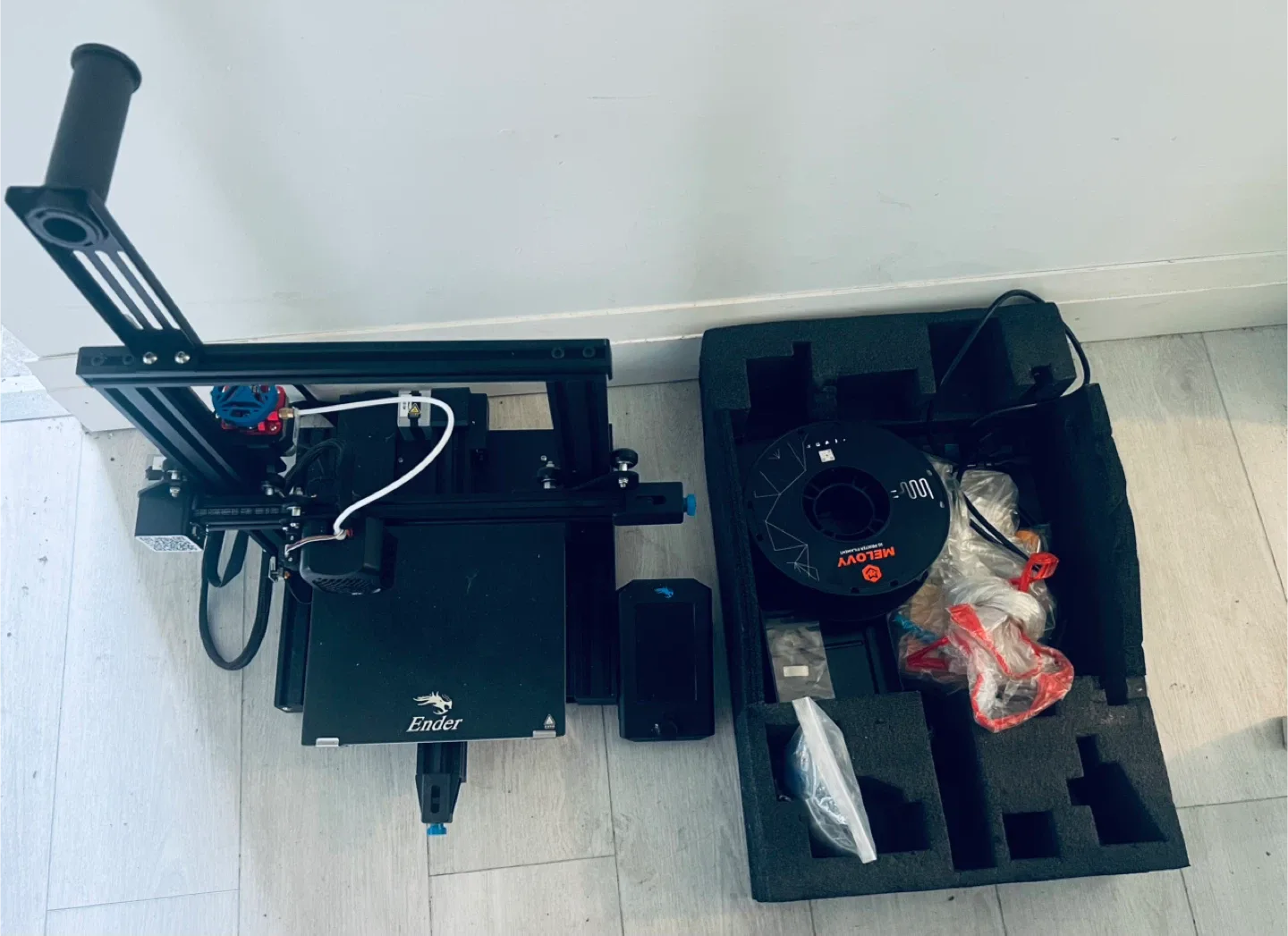 Ender 3D Printer - Great Condition image indicator(2)