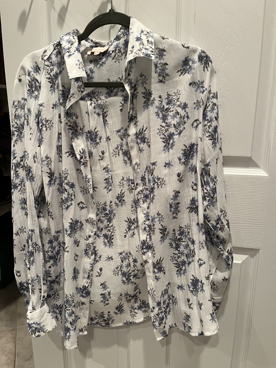 Blousology Floral Blouse - Size L/G