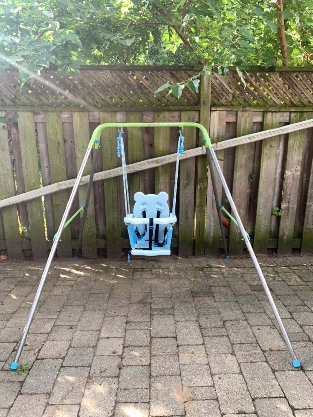 Baby/little kid swing for backyard thumbnail