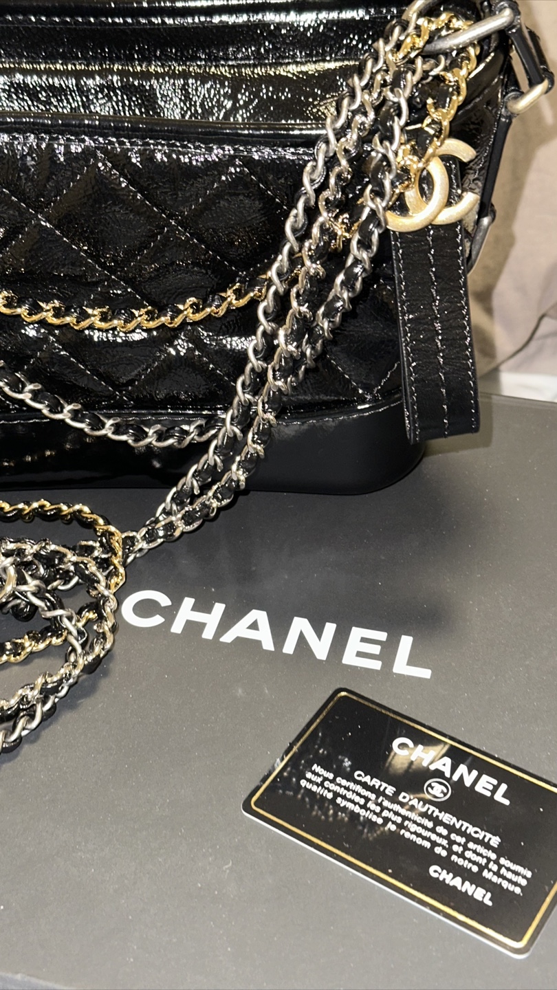 Chanel Black Patent Leather Small Gabrielle Hobo Bag - photo 4