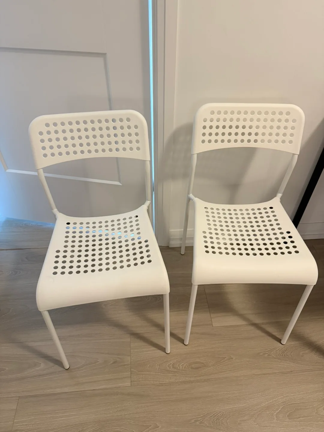 IKEA Stefan Black Chairs - Set of 4 image indicator(2)