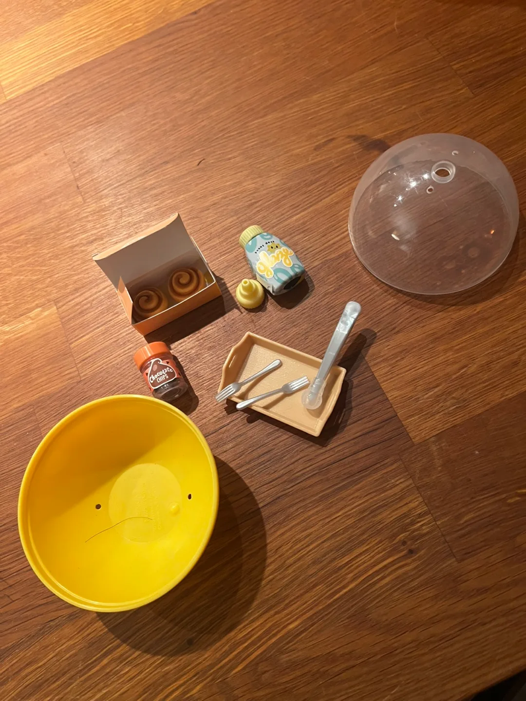 Miniatures cinnamon bun image indicator(2)