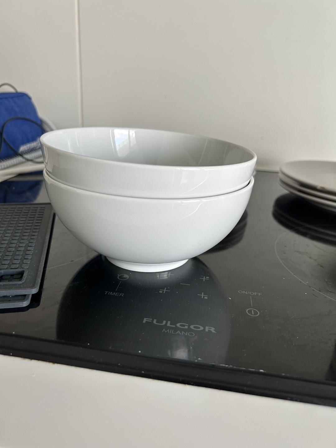 Ceramic Bowls and Plates Set - photo 3
