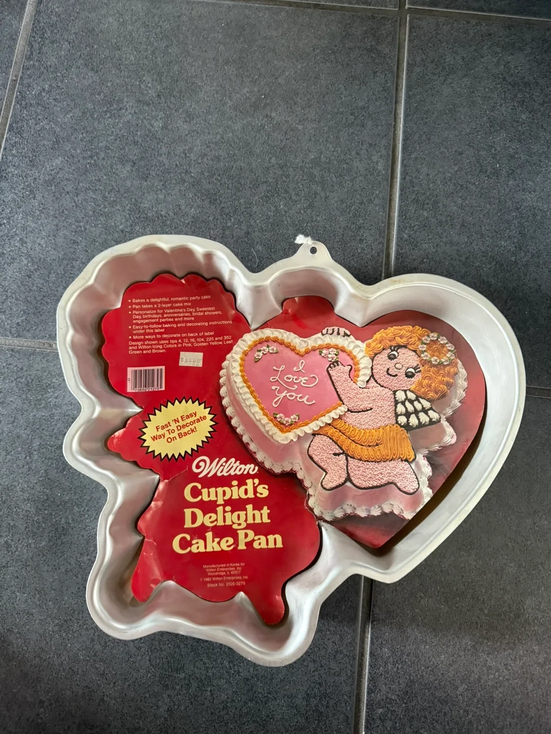 Wilton Cake Pans - Rudolph, Cupid, Skeleton image indicator(2)