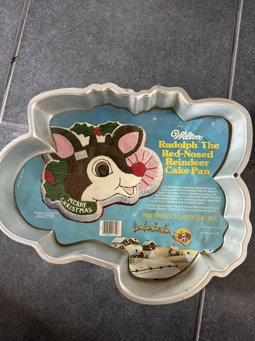 Wilton Cake Pans - Rudolph, Cupid, Skeleton - photo 4