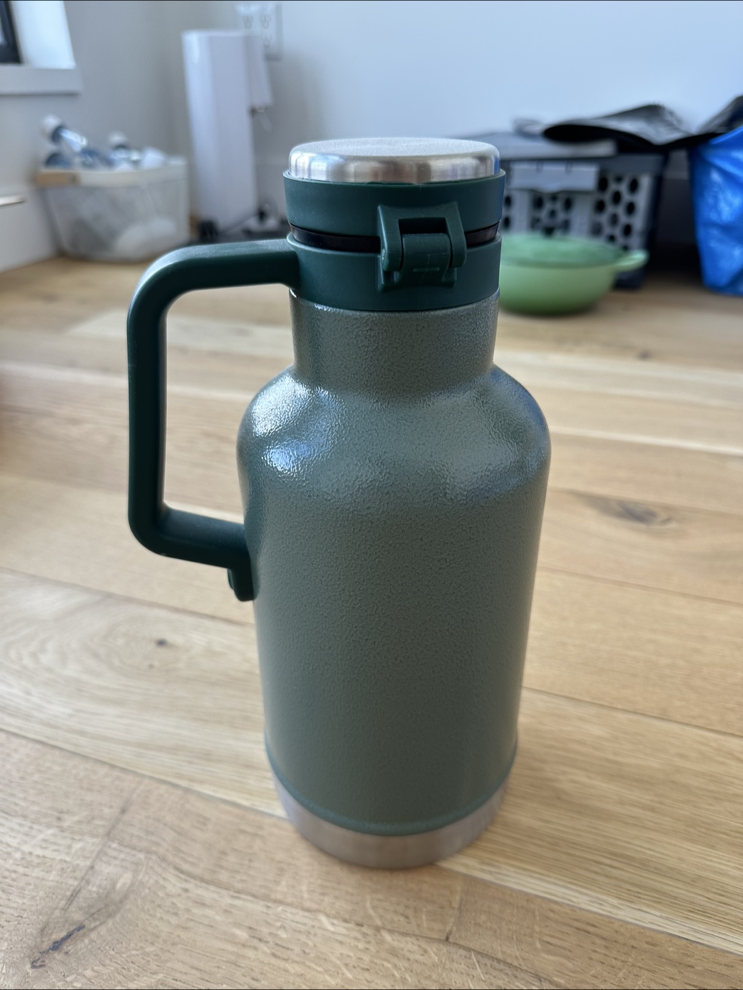Stanley Green 64oz Insulated Growler - photo 2