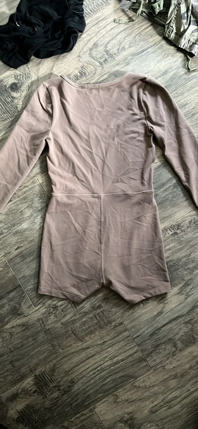 Wilfred Free Romper - Size Small image indicator(3)