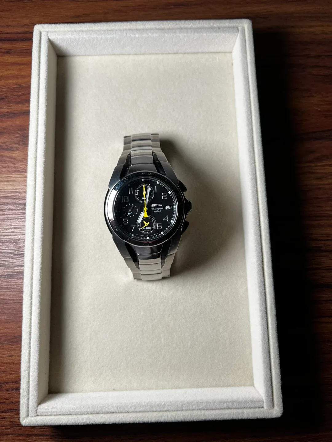 Seiko Chronograph Watch thumbnail