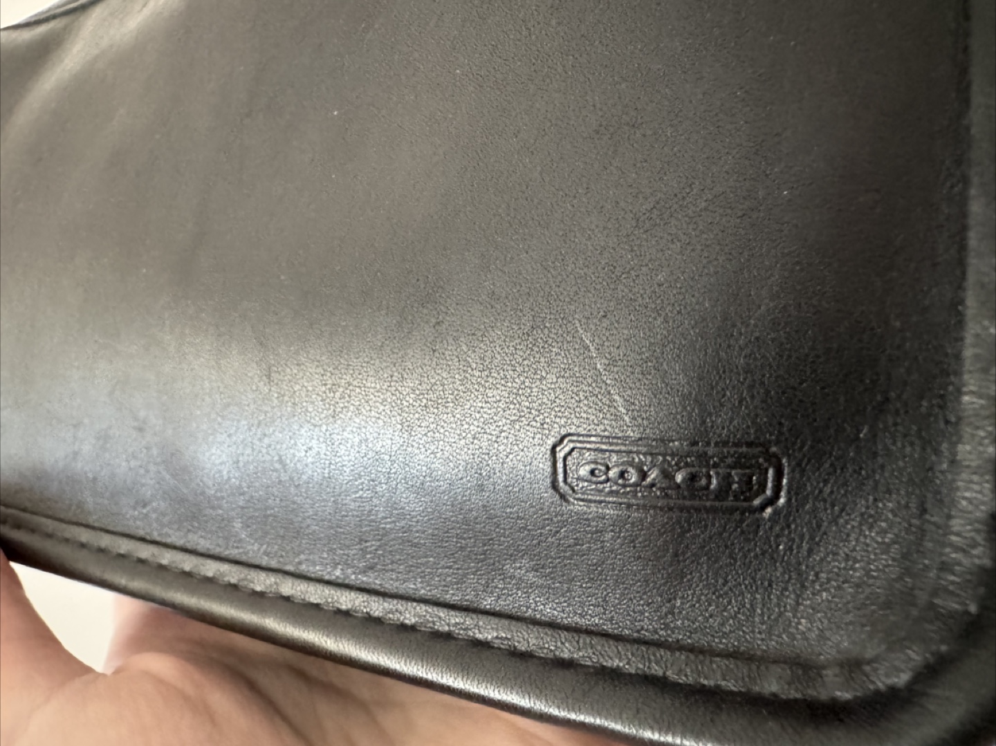 Vintage Coach Chunky Case - Black Leather - photo 3