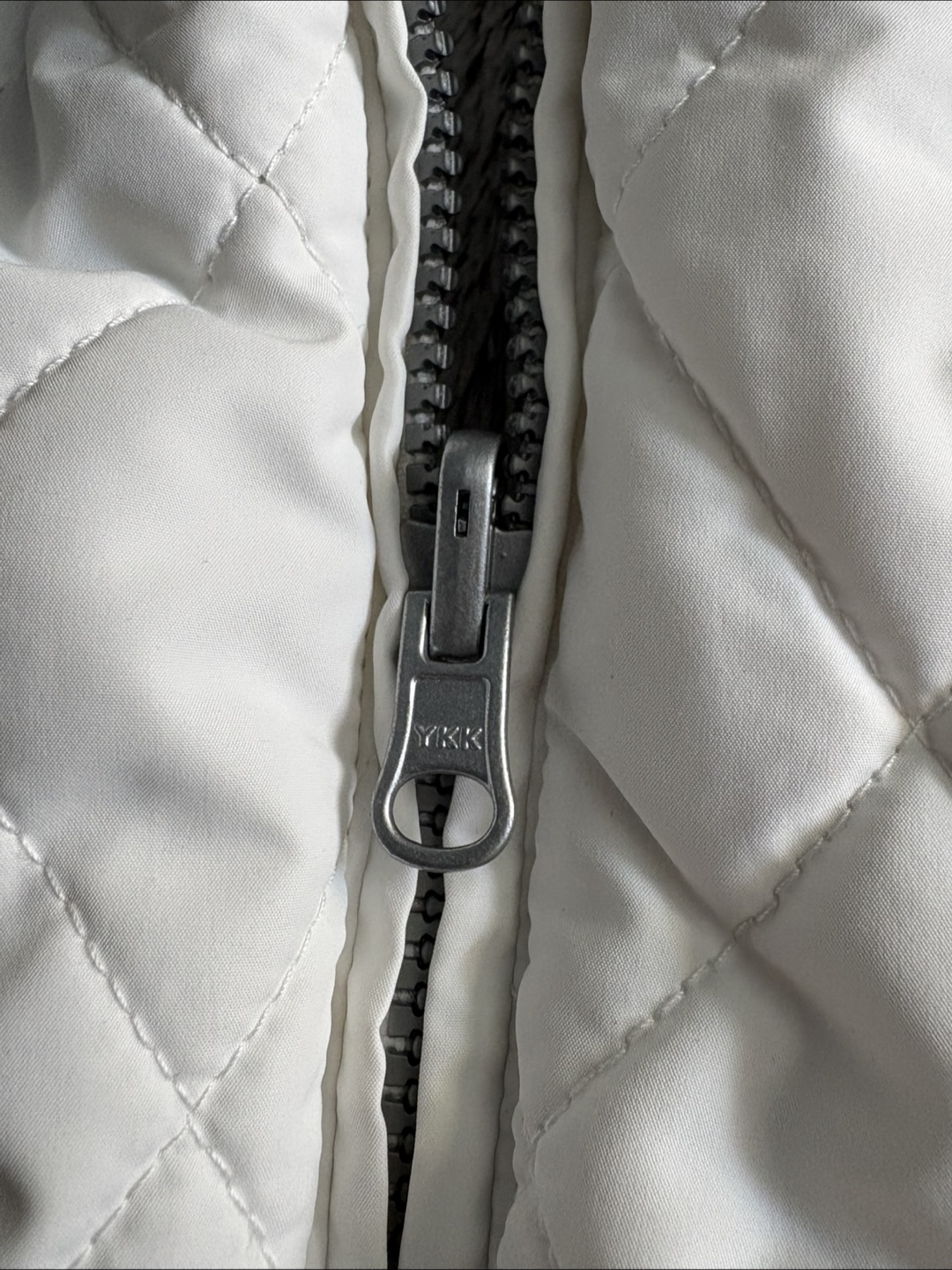 Weatherproof Quilted Vest - Size M - photo 2