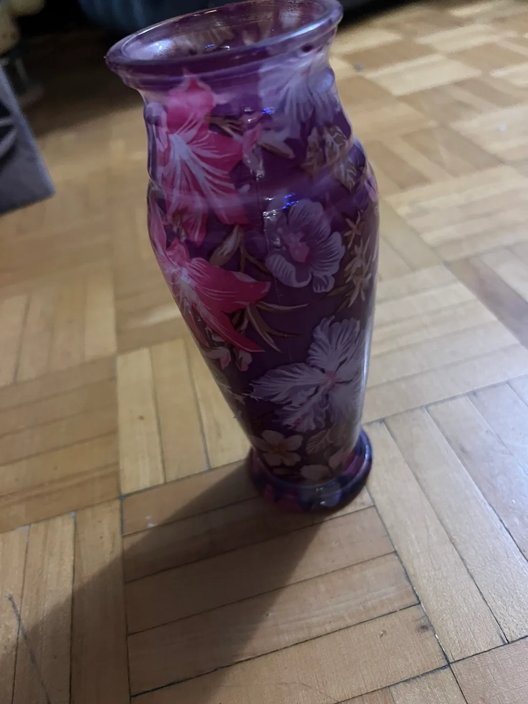 White Ceramic Tureen & Decorative Vase image indicator(4)