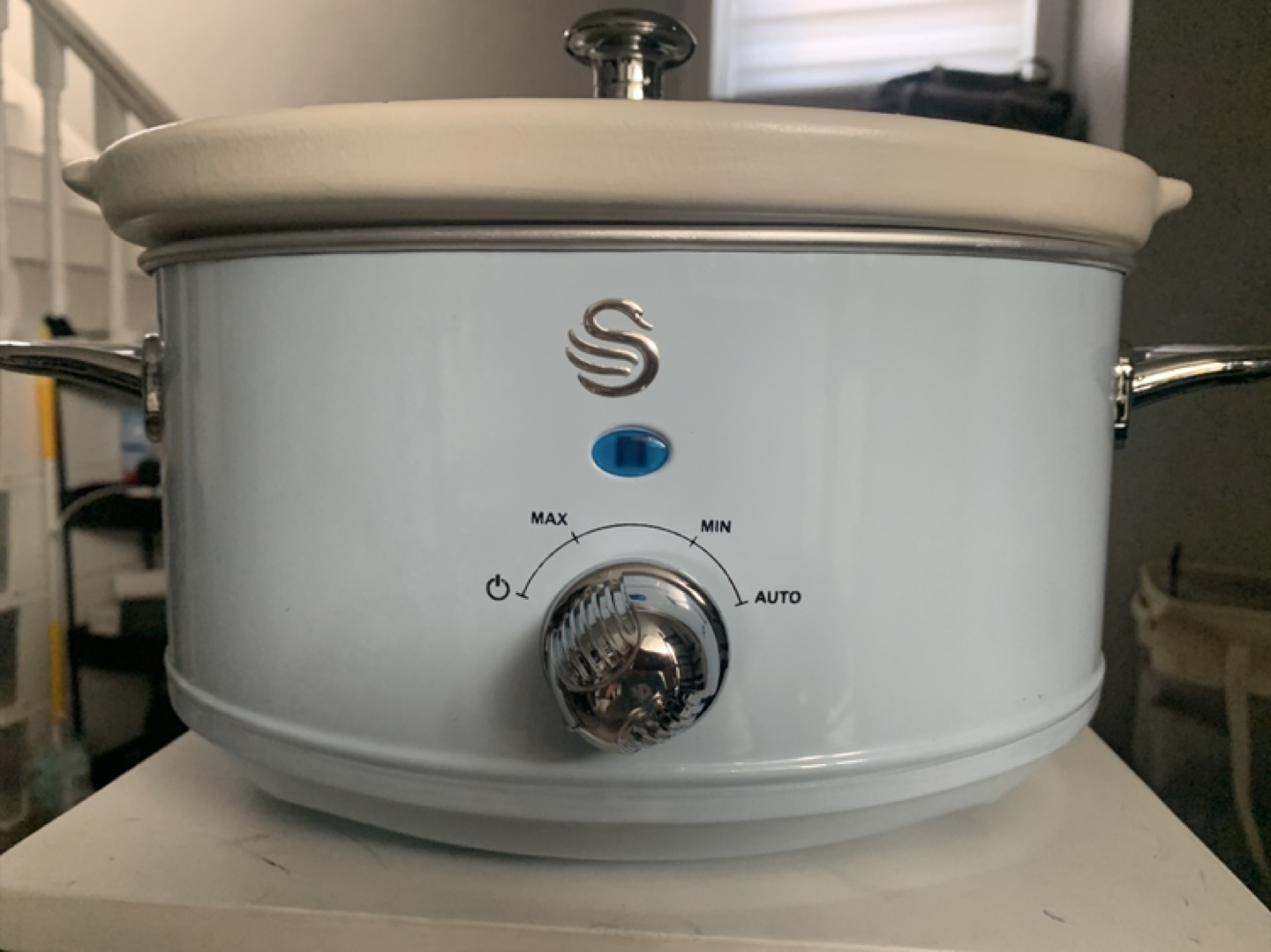 Swan Slow Cooker -  New!