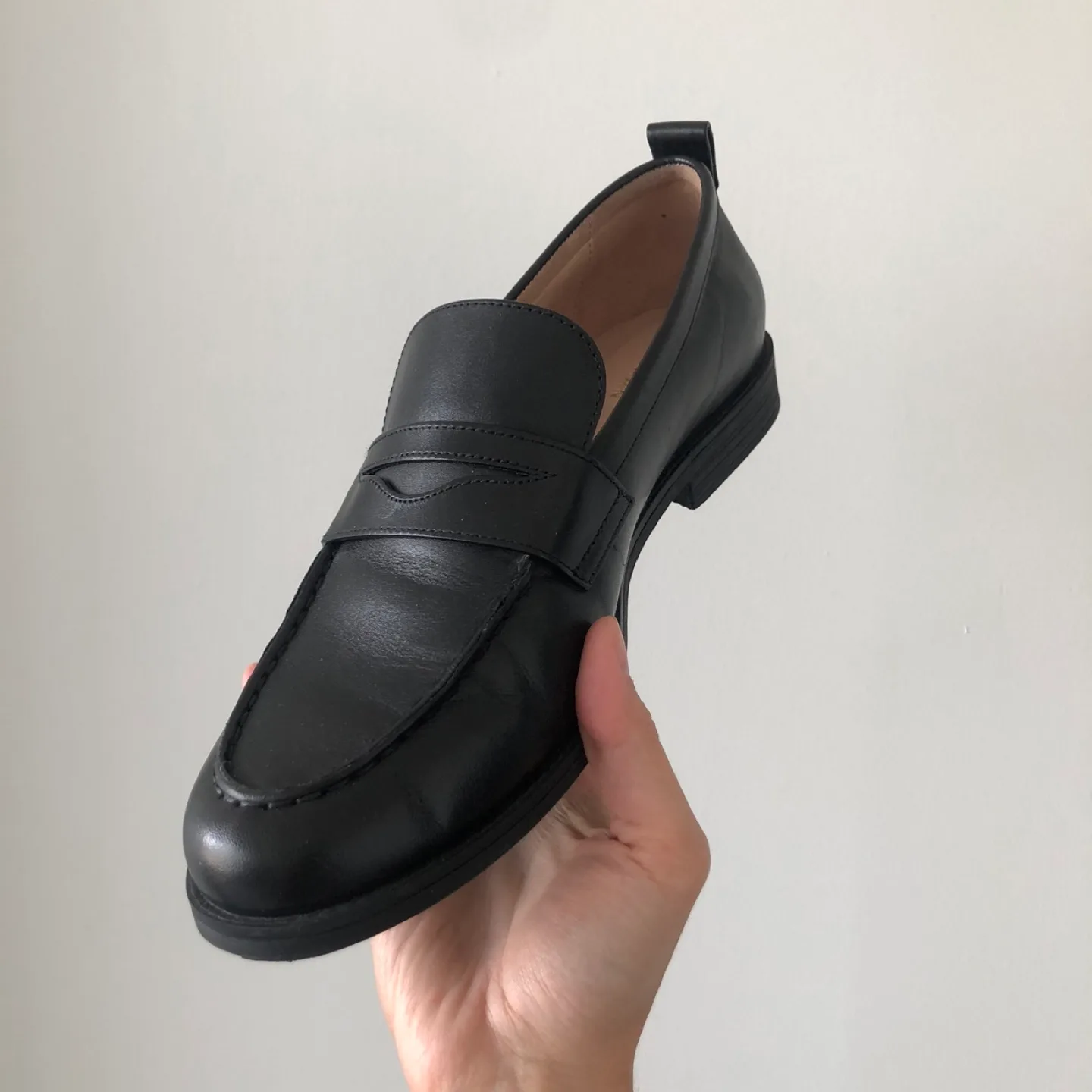Cole Haan Black Leather Loafers - Size 8.5/9 - Women’s - BNWOT thumbnail