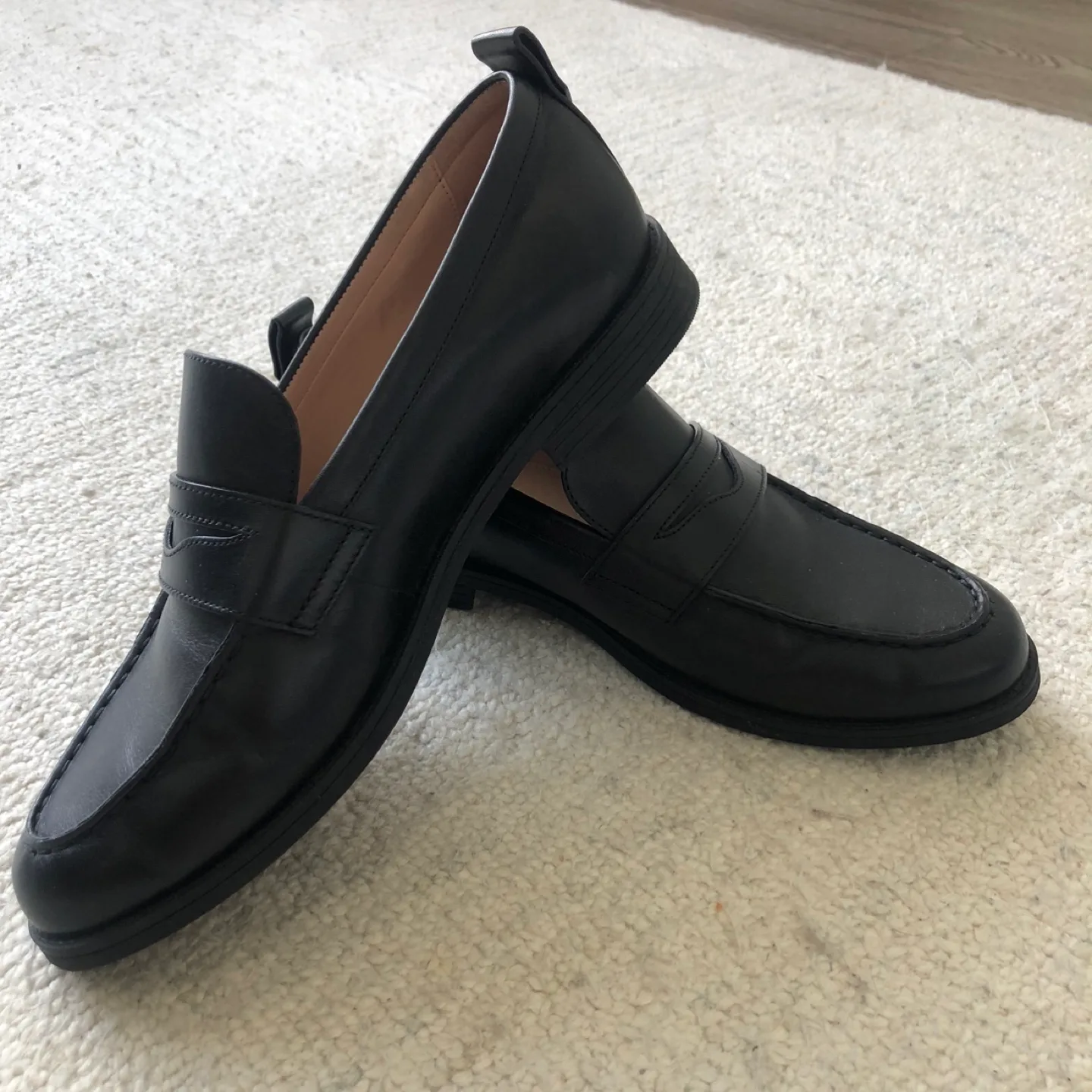 Cole Haan Black Leather Loafers - Size 8.5/9 - Women’s - BNWOT image indicator(4)