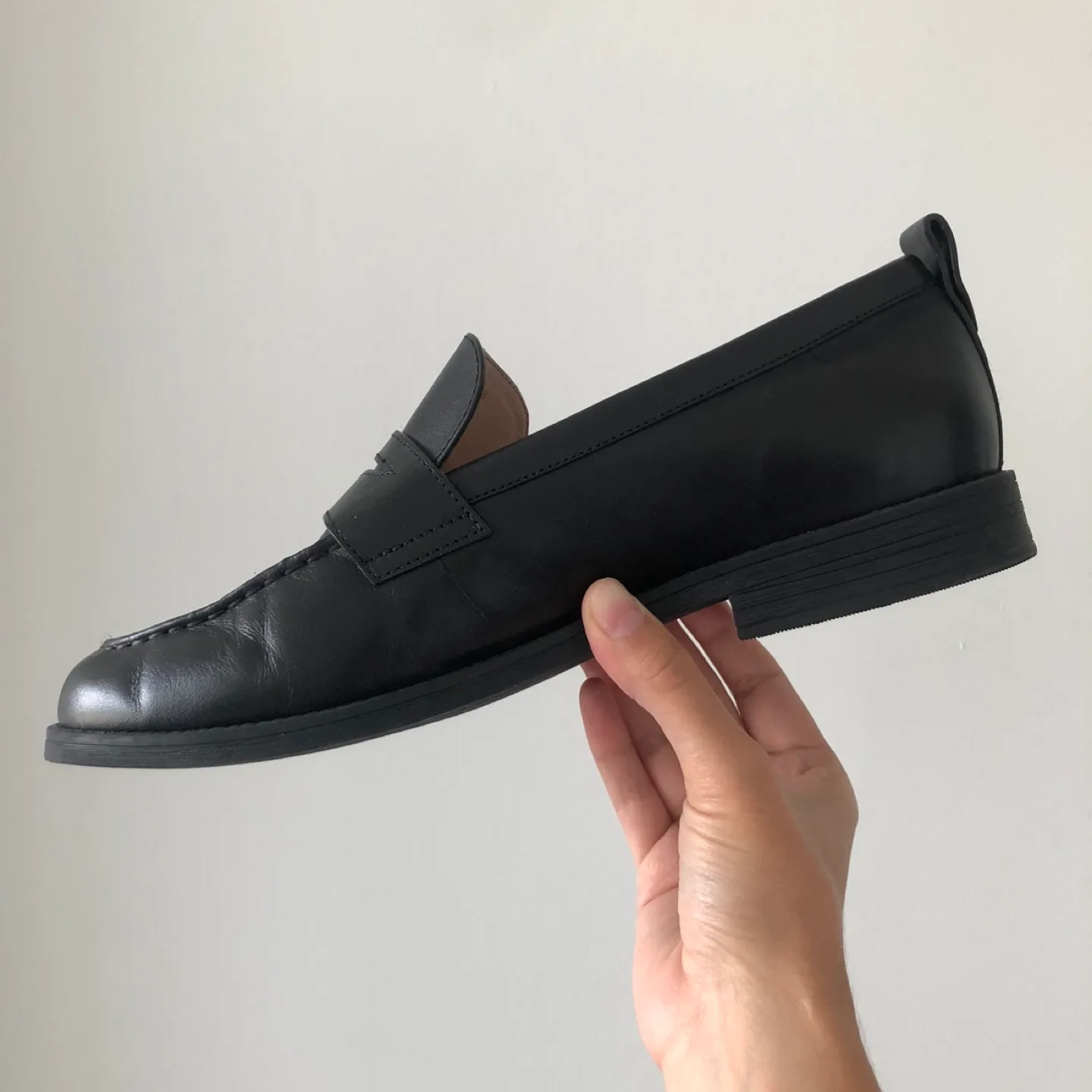 Cole Haan Black Leather Loafers - Size 8.5/9 - Women’s - BNWOT image indicator(2)