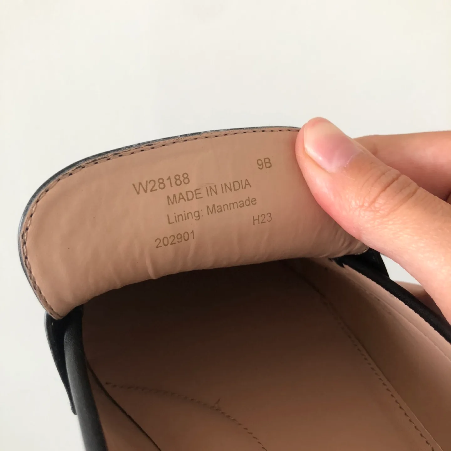 Cole Haan Black Leather Loafers - Size 8.5/9 - Women’s - BNWOT image indicator(8)