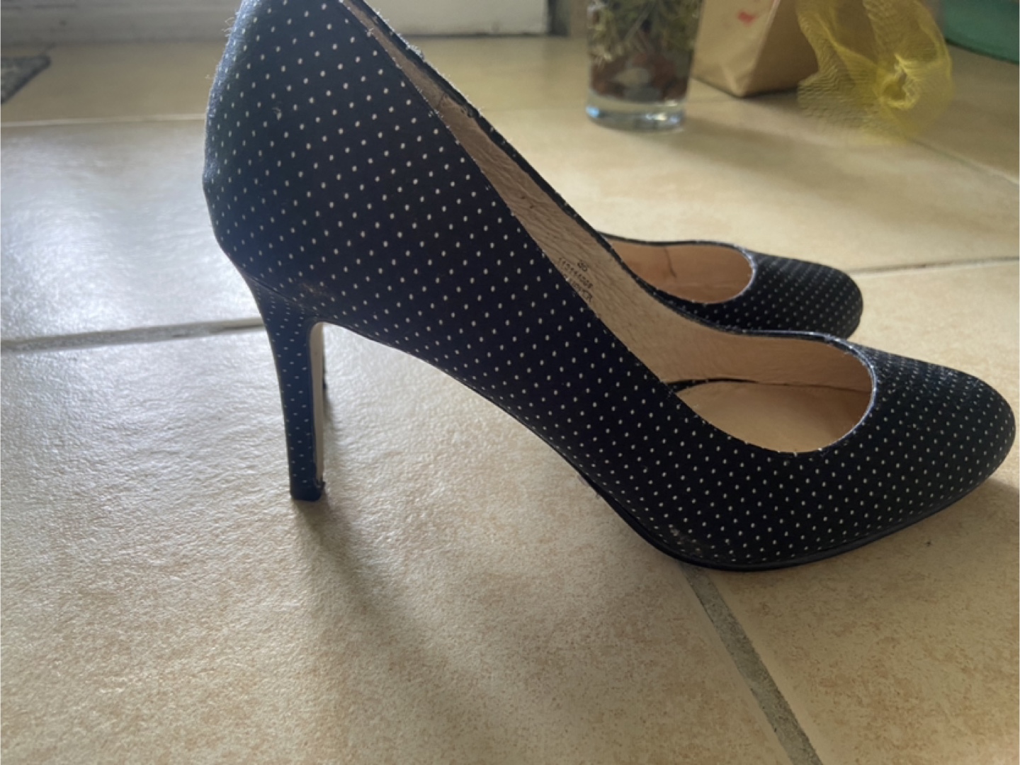 Town Shoes Polka Dot Heels - Size 5.5 - photo 3