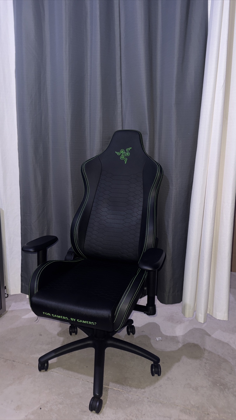 Razer Iskur Gaming Chair - Black & Green - photo 2
