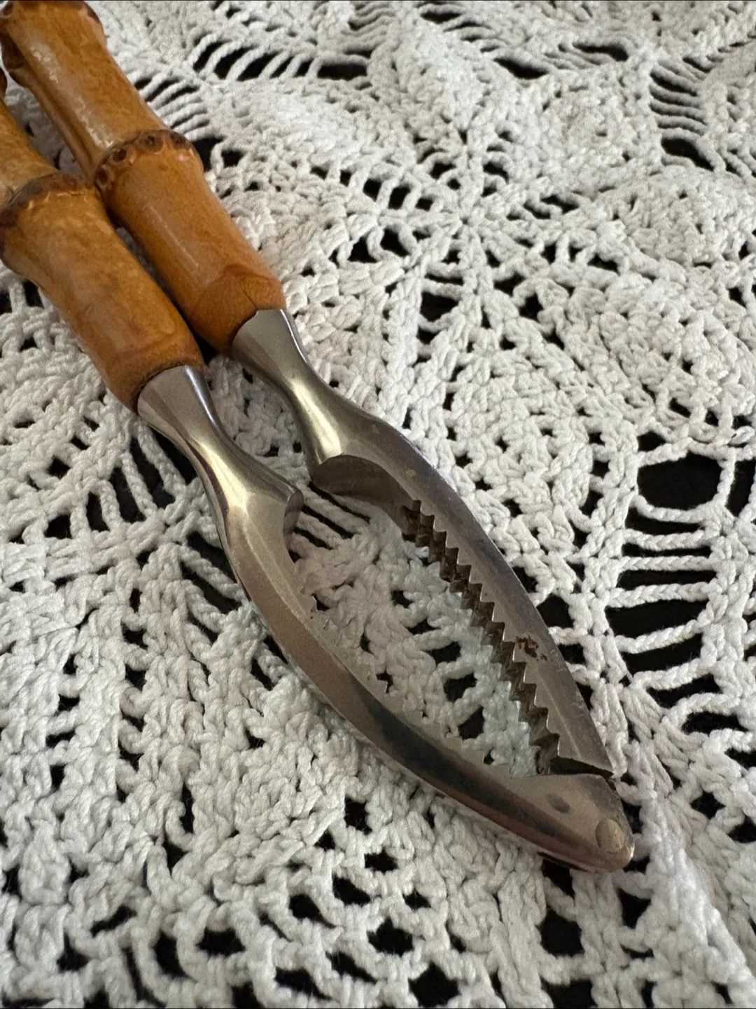 Vintage Nutcracker with Bamboo-Style Handles image indicator(4)