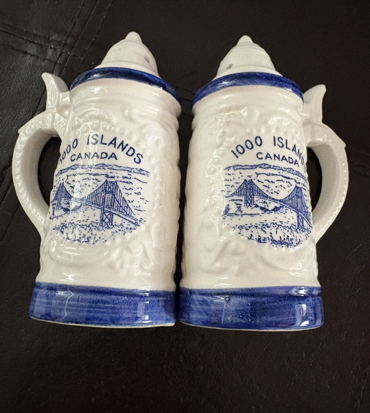 Vintage 1000 Islands Canada Salt & Pepper Shakers