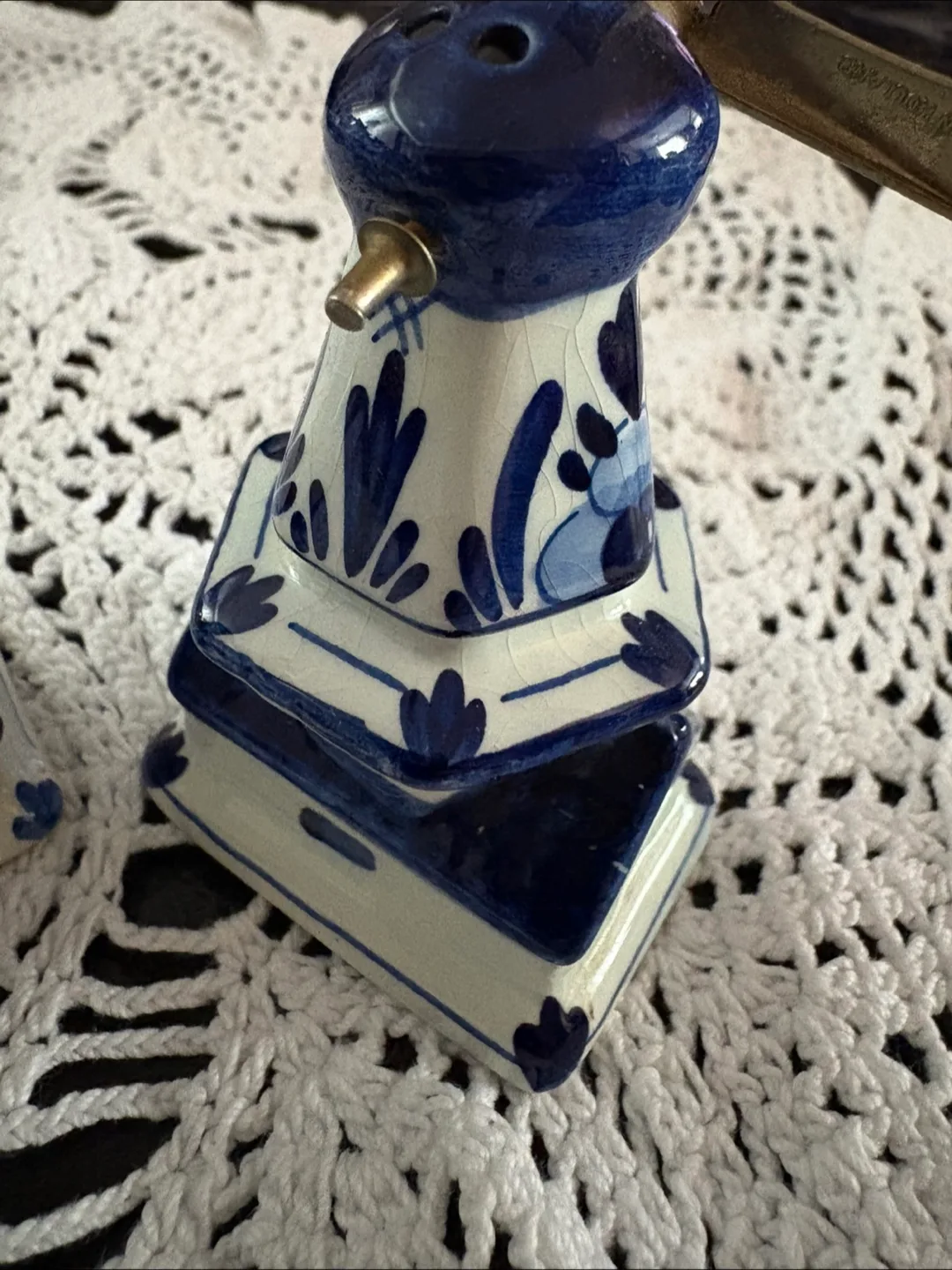 Vintage Delfts Holland Windmill Salt & Pepper Shakers image indicator(6)