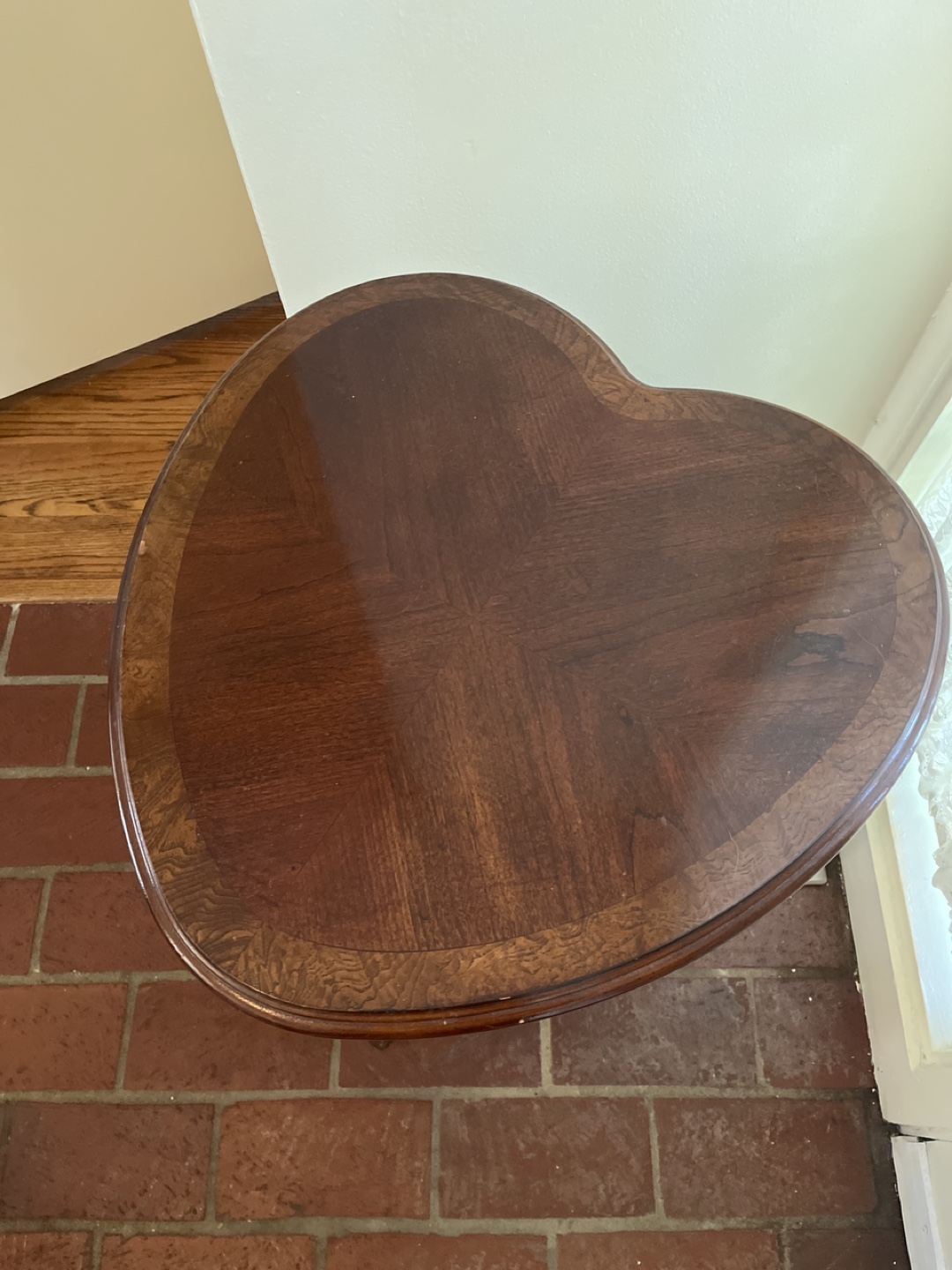 Moving Sale!!!  Vintage Heart Shaped Accent Table - photo 3