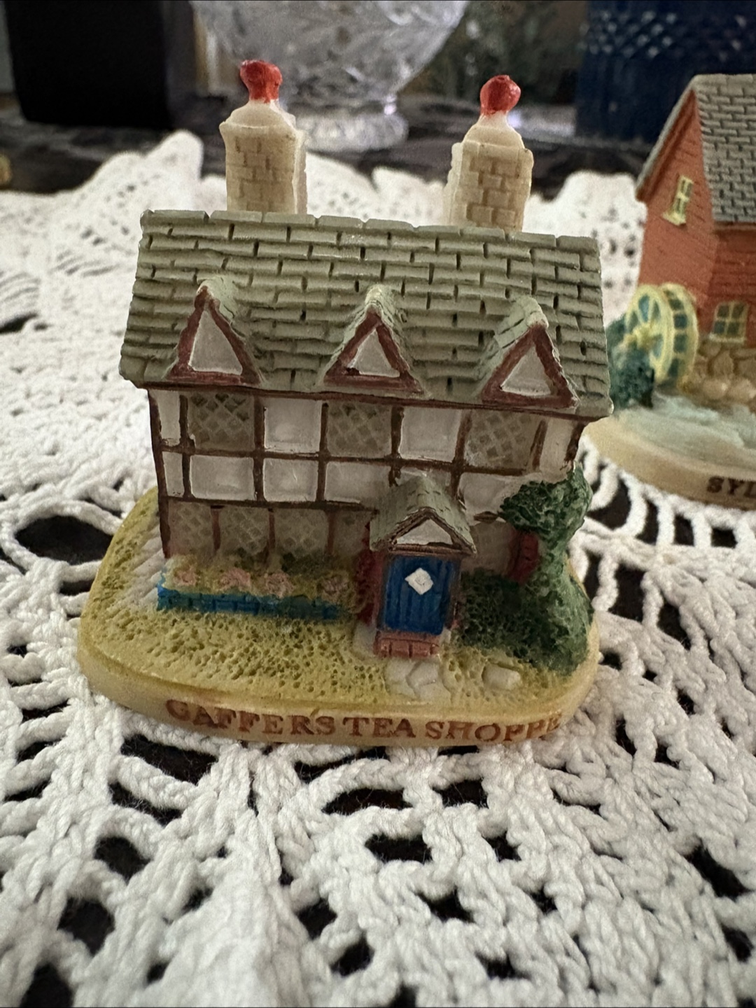 Vintage Lyons Tetley Miniature Houses - photo 2