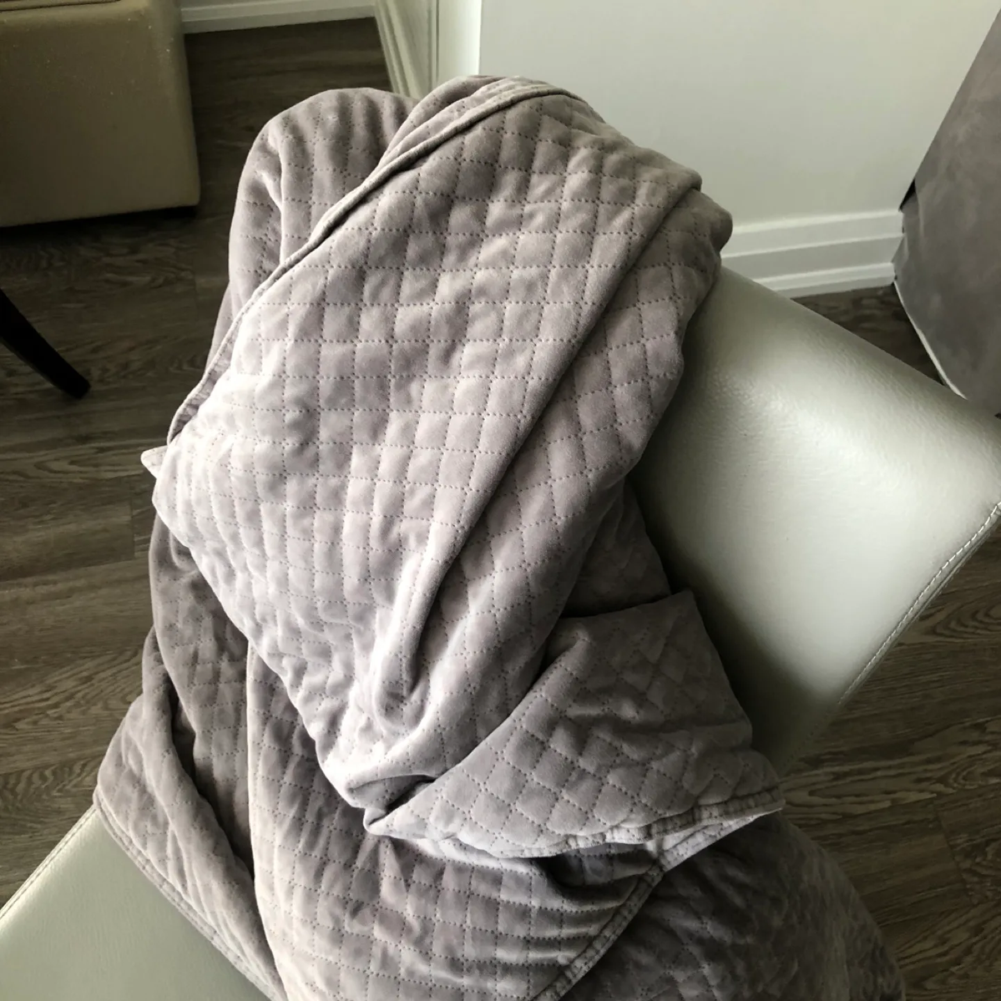 Gravity Premium Weighted Blanket 15 LBS image indicator(6)