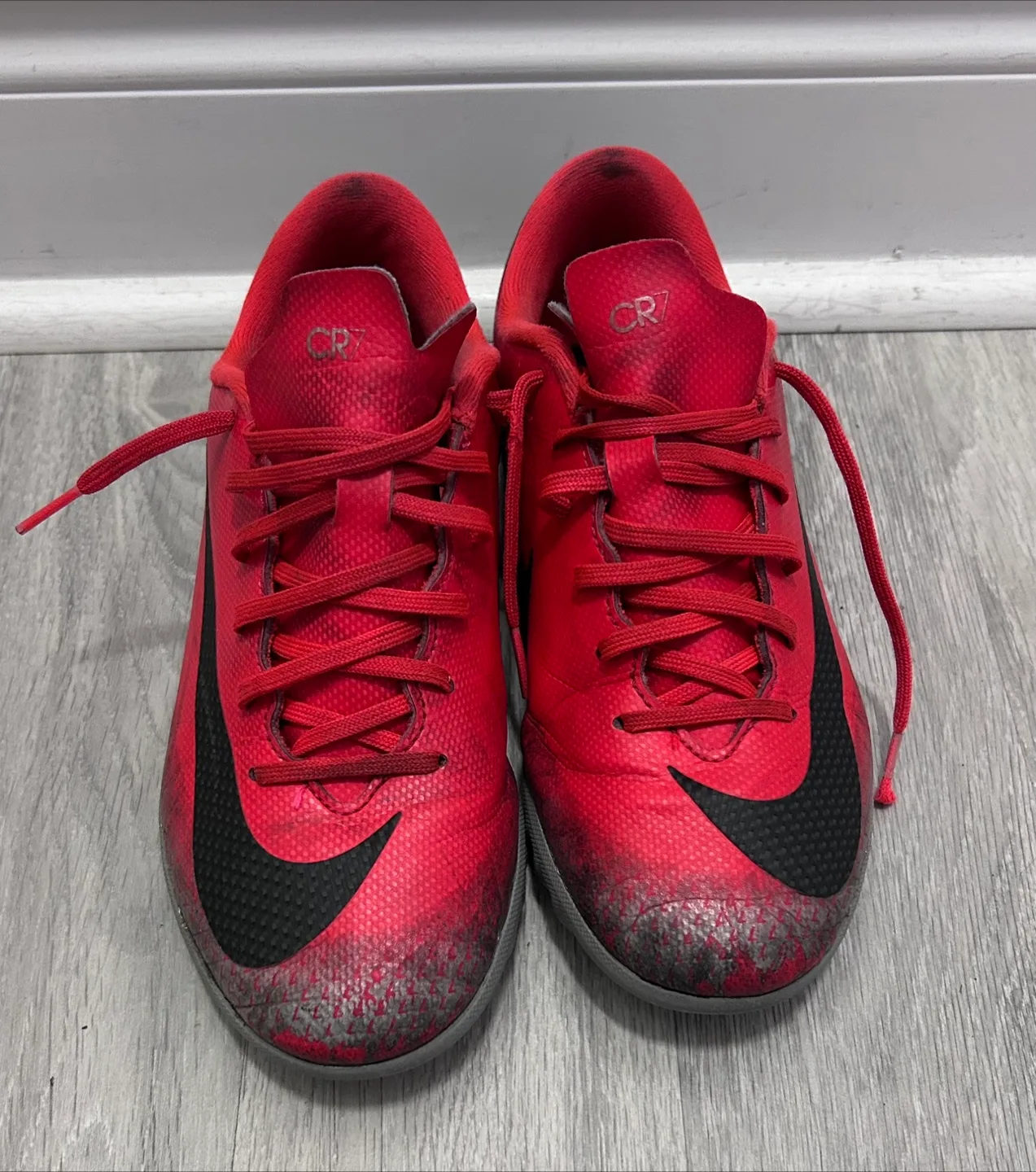 Nike Mercurial Youth Soccer Shoes - Size 4.5 image indicator(2)