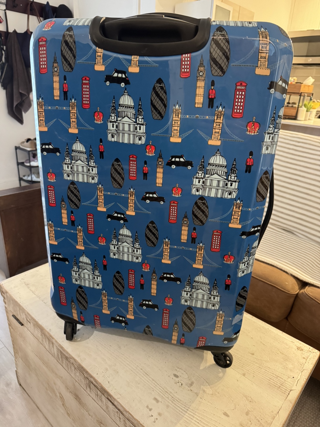 London Print Hard Shell Suitcase