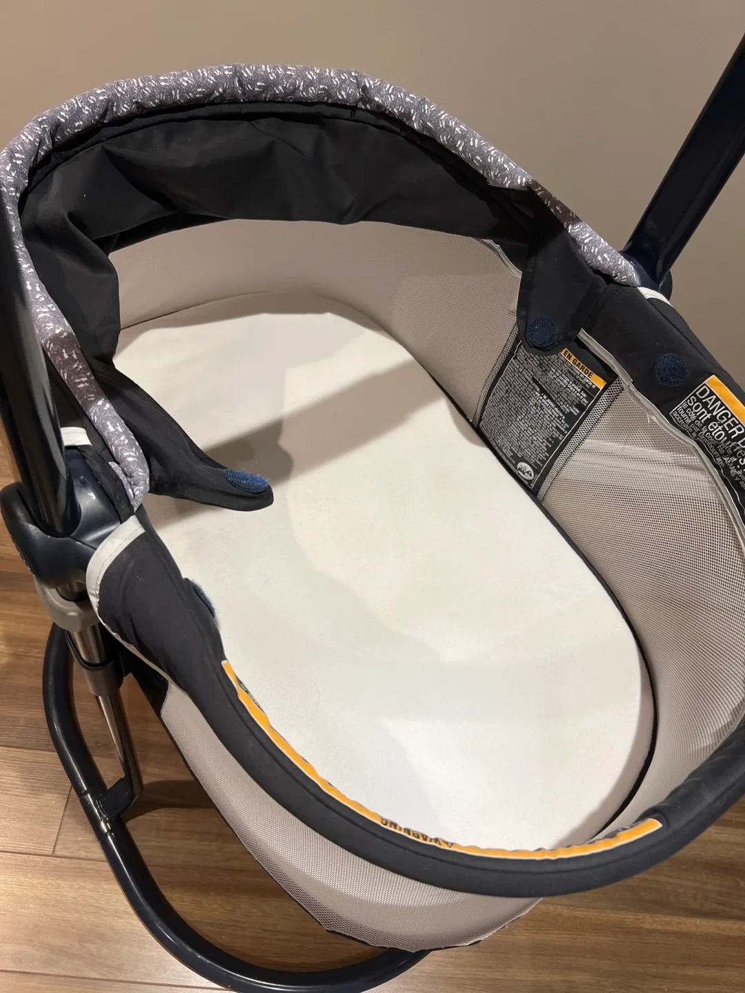 Adjustable Graco Pack n play bassinet image indicator(3)