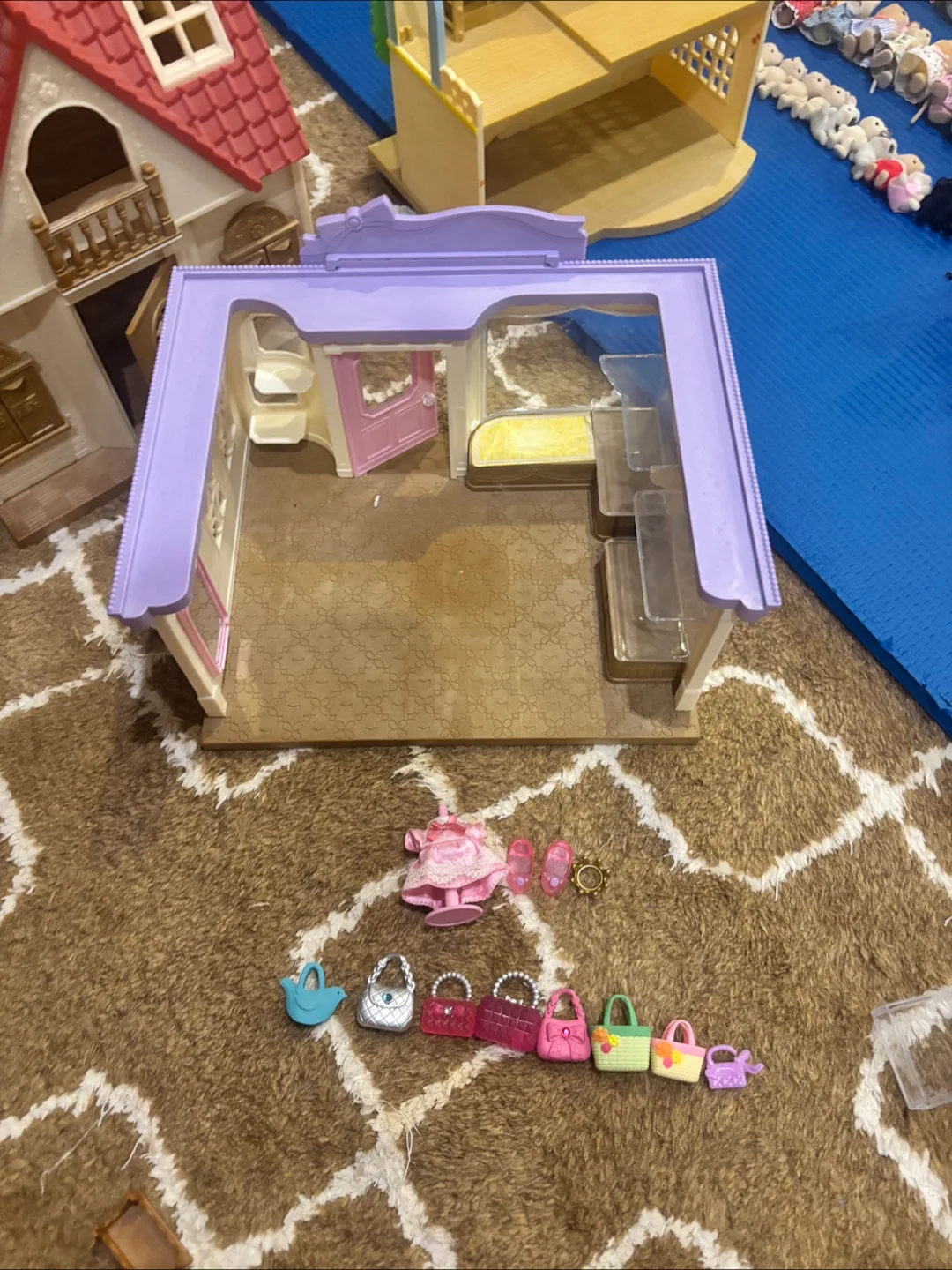 calico critter houses, figures, clothes image indicator(7)