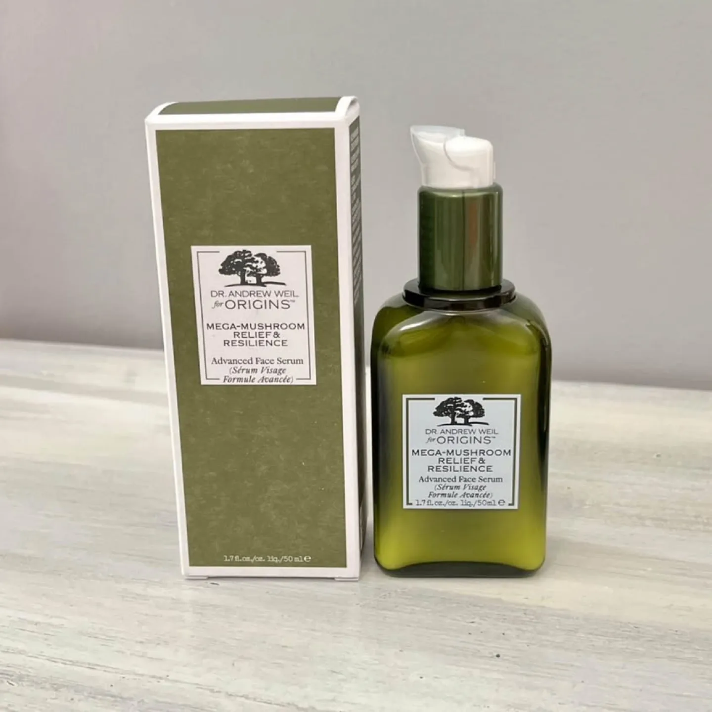 ORIGINS Mega-Mushroom Relief & Resilience Advanced Face Serum thumbnail