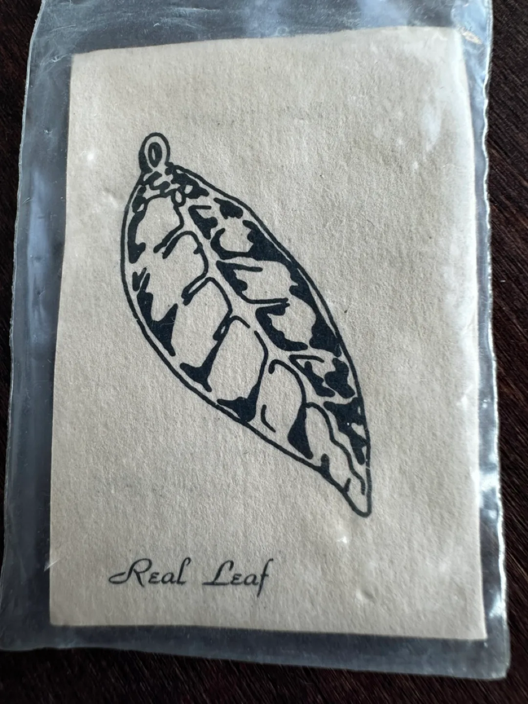 Hawaiian Maile Leaf 24K Gold Dipped image indicator(2)