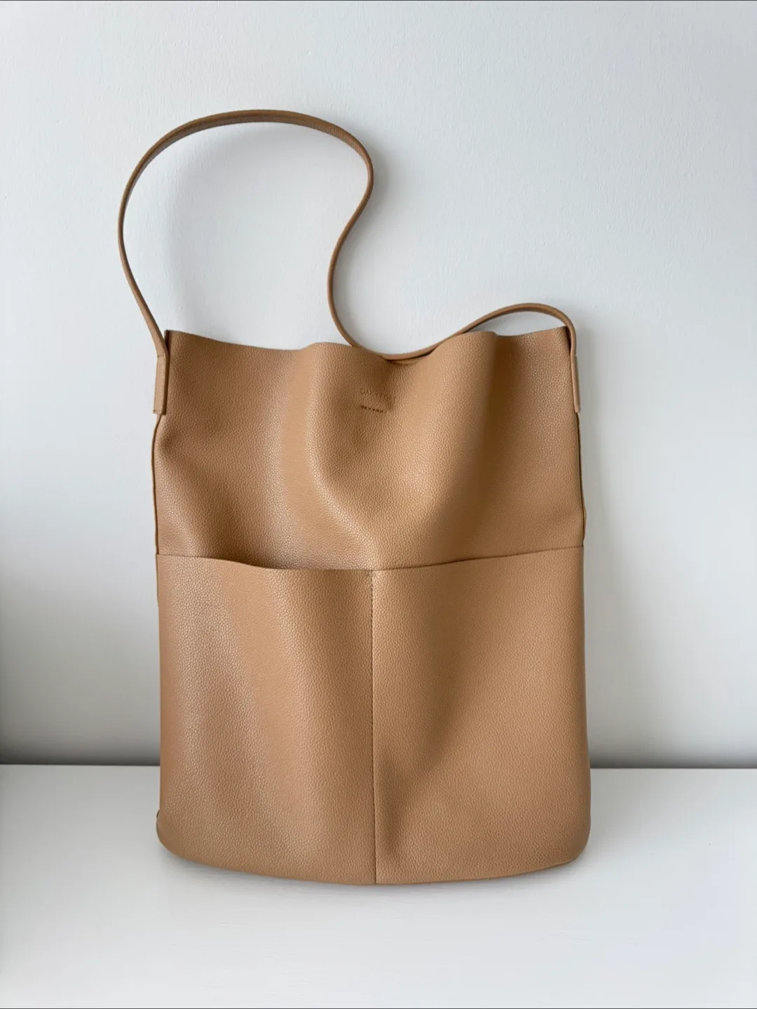 Beige Tote thumbnail