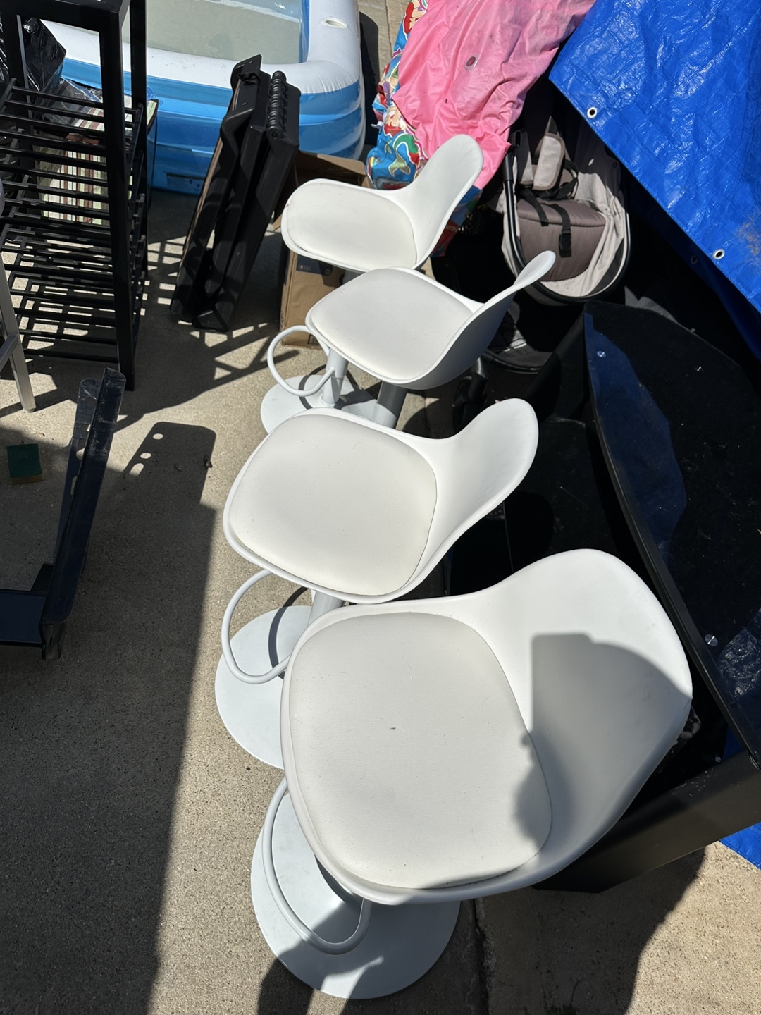 Set of 4 White Bar Stools - photo 2
