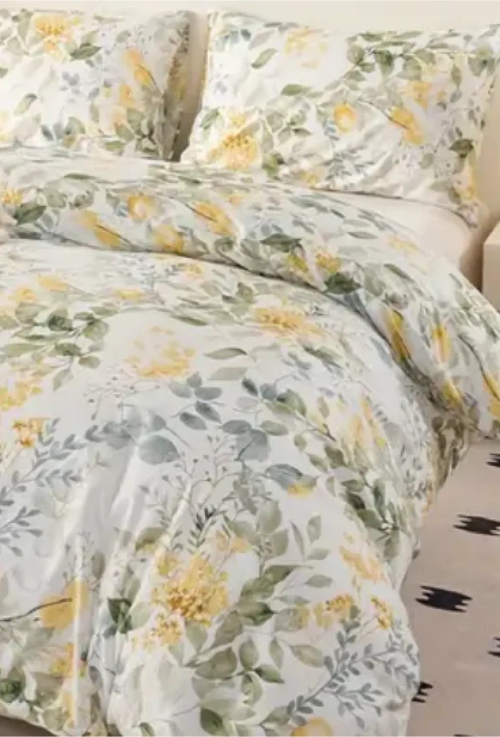 (Various designs) Queen size duvet cover sets image indicator(5)