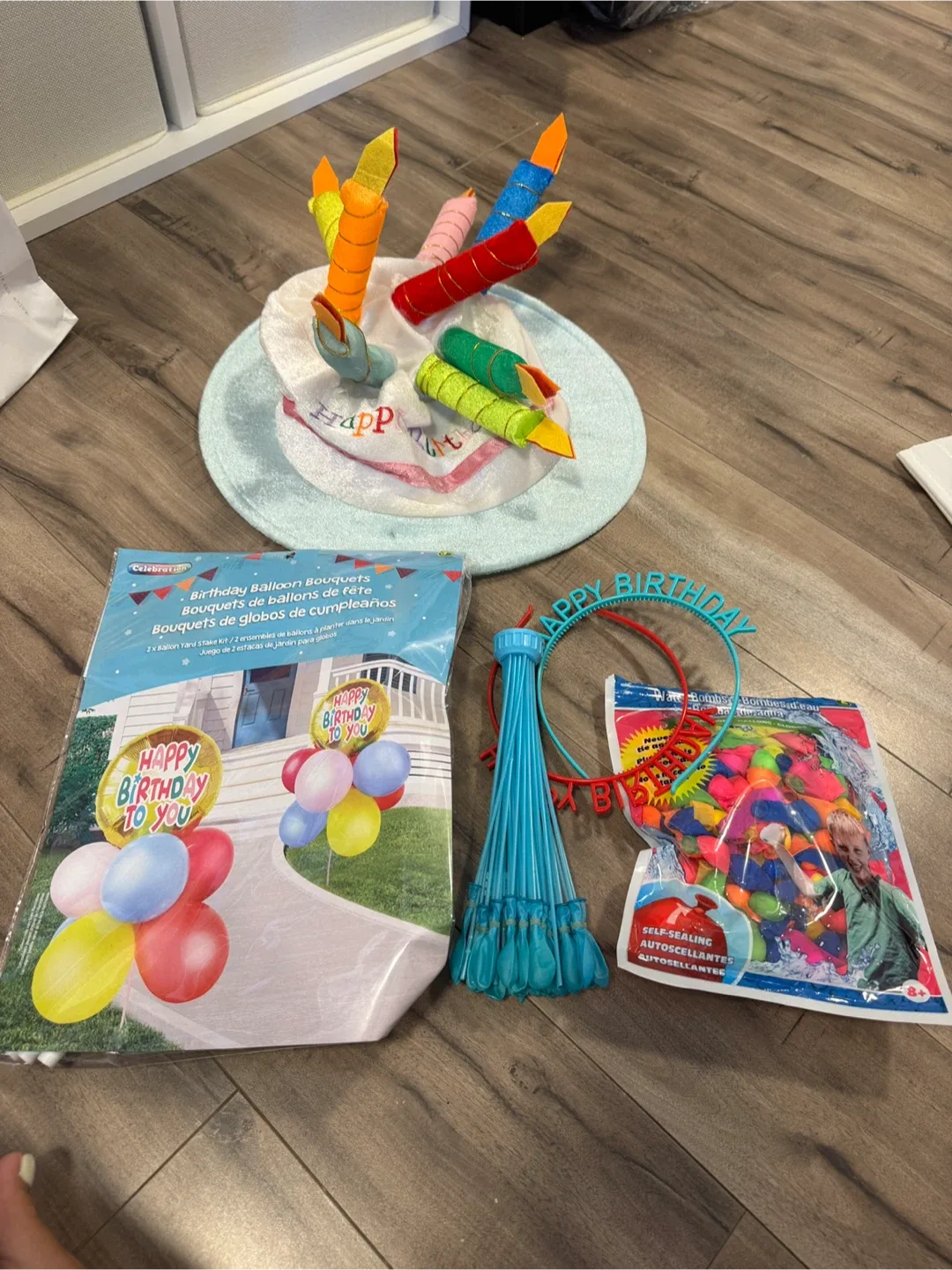🥕 Birthday Balloon Bouquets & Water Balloons thumbnail