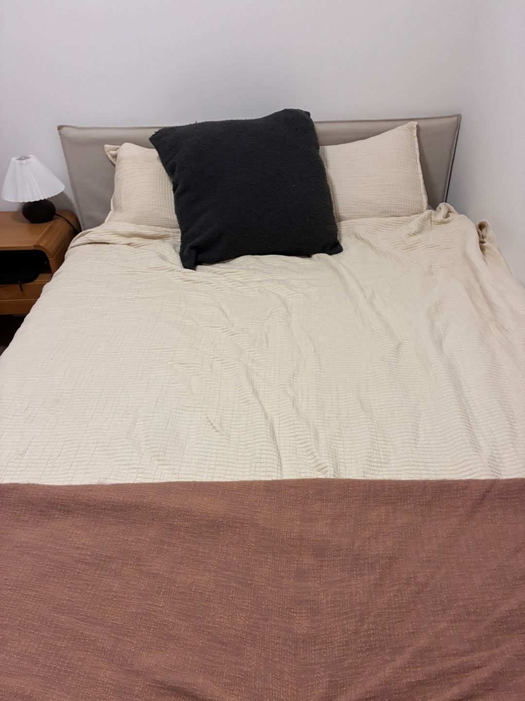 IKEA KLEPPSTAD Queen Bed Frame - photo 3