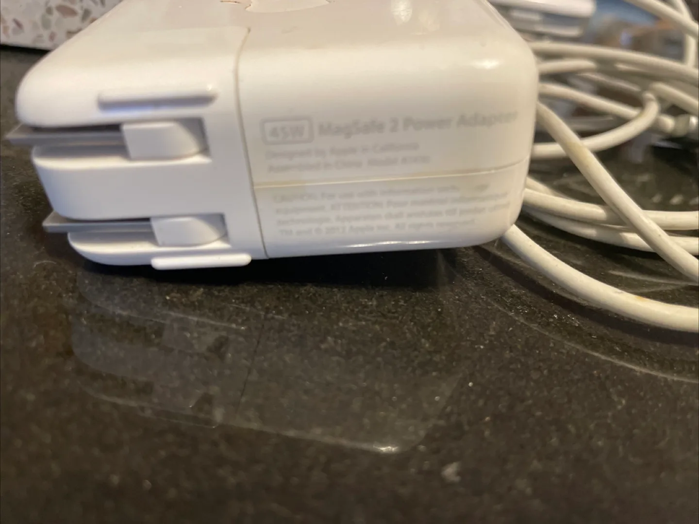 Apple 45W MagSafe 2 Power Adapter Macbook charger thumbnail