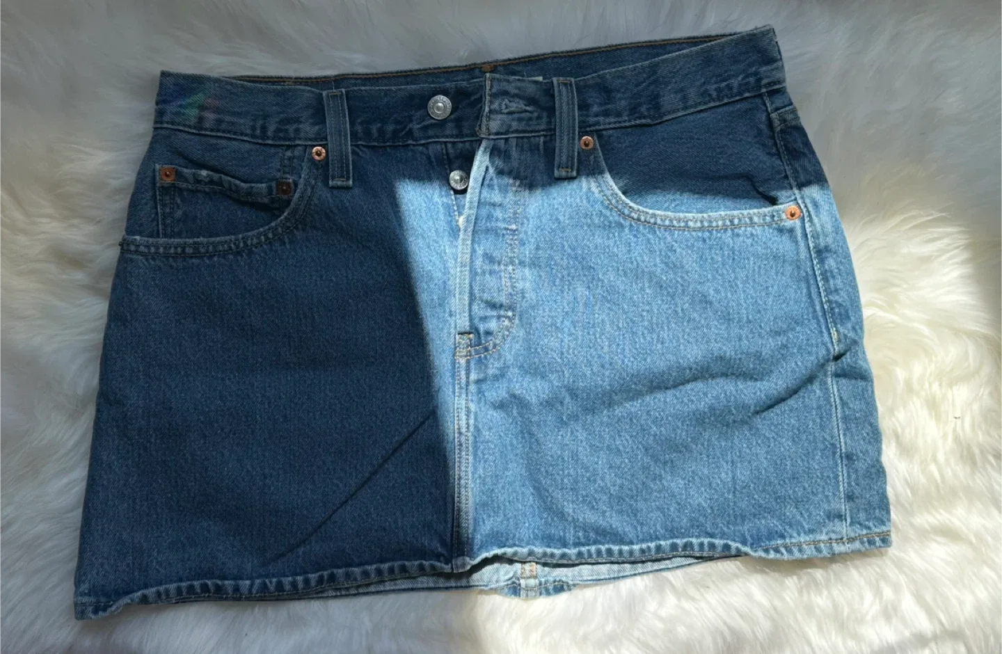 Levi's Icon Denim Skirt - Size 31 thumbnail