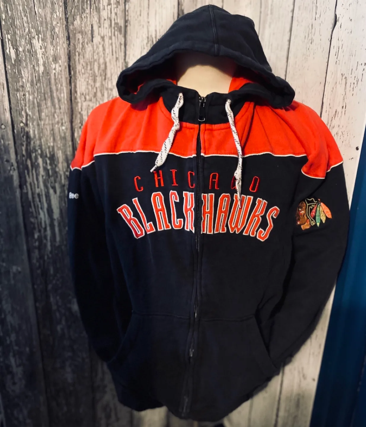 Chicago Black Hawks Hoodie /Reebok image indicator(4)