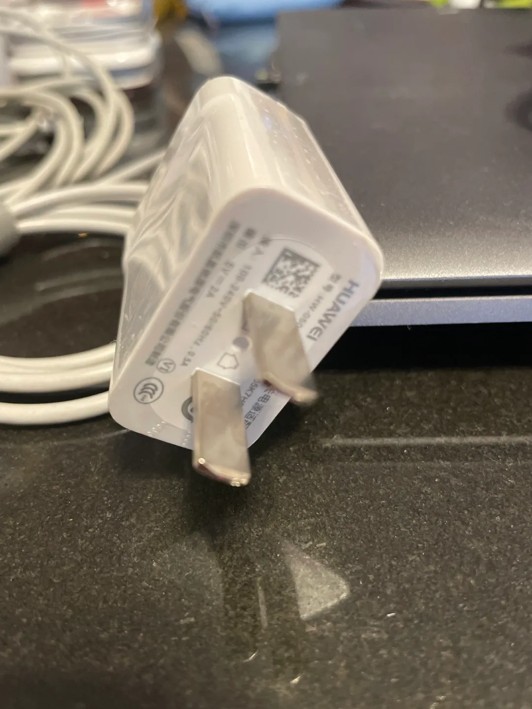 Huawei Charger HW-050 thumbnail