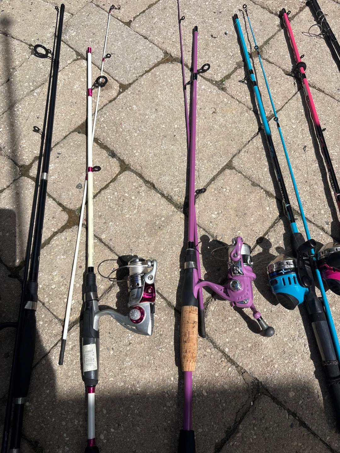 Fishing Rods & Reels - 8 Assorted Colours and sizes image indicator(3)