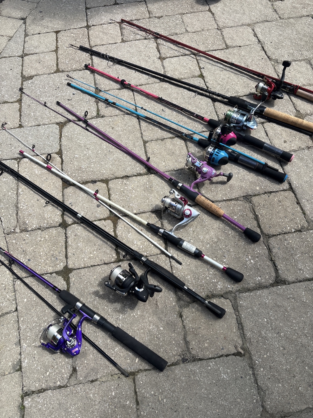 Fishing Rods & Reels - 8 Assorted Colours and sizes - photo 5