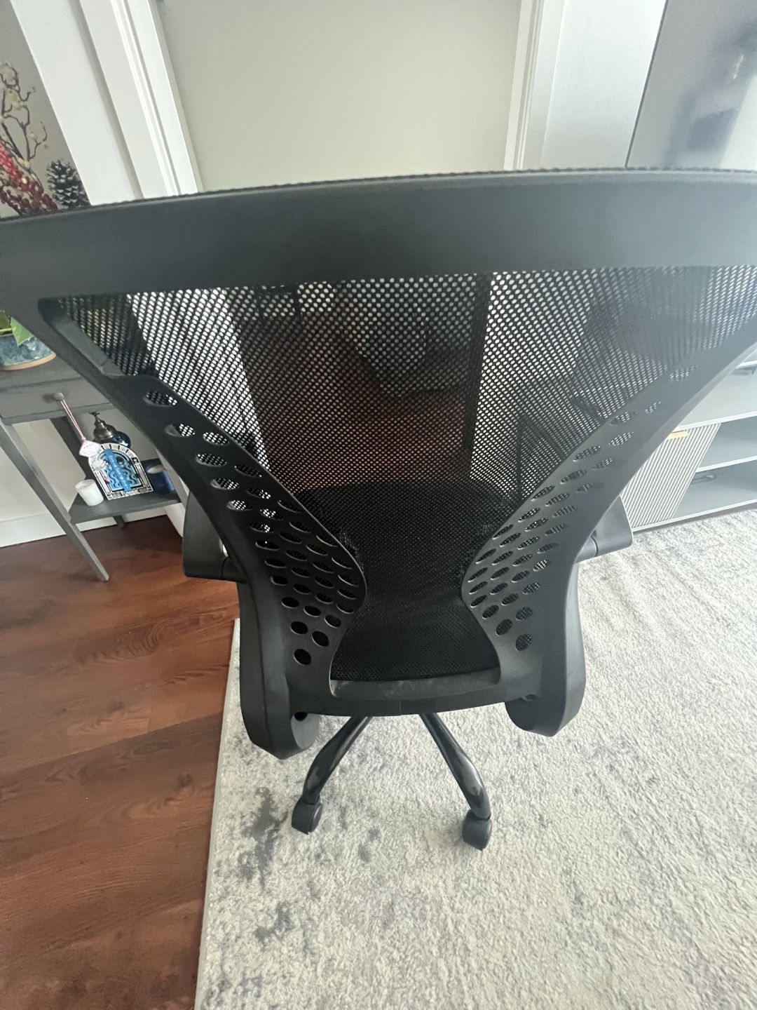 Black Mesh Office Chair - photo 5